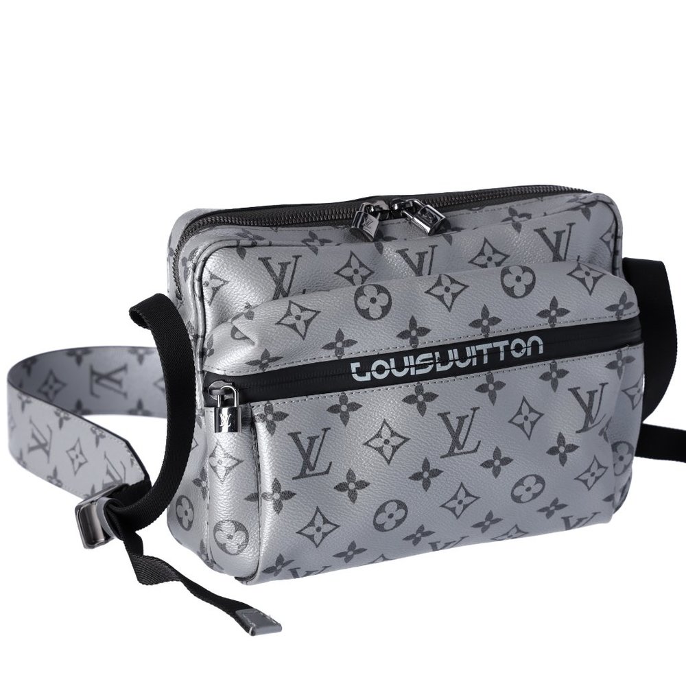Louis Vuitton Messenger PM Reflect Shoulder Bag Crossbody Monogram Silver M43859 - Picture 8 of 17